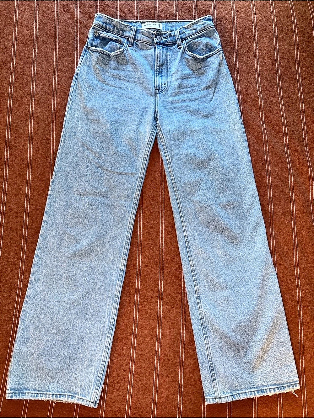 Abercrombie & Fitch The '90s Relaxed Jean High Rise Blue Waist 28